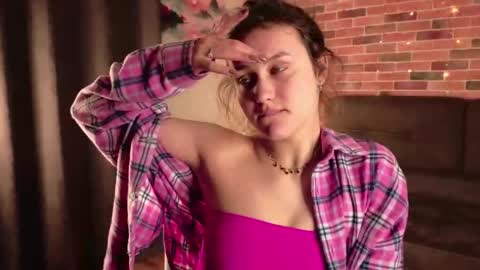 Amelia online show from April 2026 05:08:02 AM