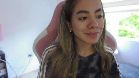 Sofa  online show from April 2026 02:14:01 PM