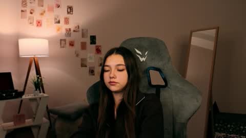 Rachel online show from November 2025 07:38:01 PM