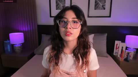 Snapshot of vi_anaya chatting on October 2025 11:22:01 AM Anaya online show from October 2025 11:22:01 AM
