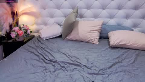 Via online show from September 2025 09:40:02 PM