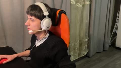 vialeras online show from April 2026 08:01:02 PM