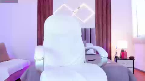 Ariana  online show from September 2025 09:59:02 PM