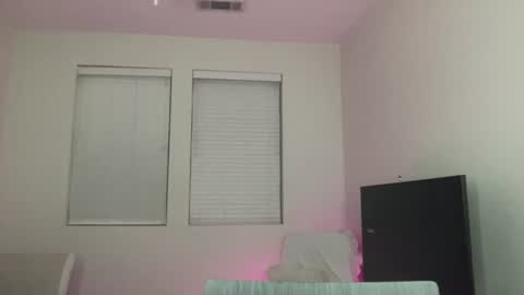 viarlunaa online show from July 2026 05:33:02 AM