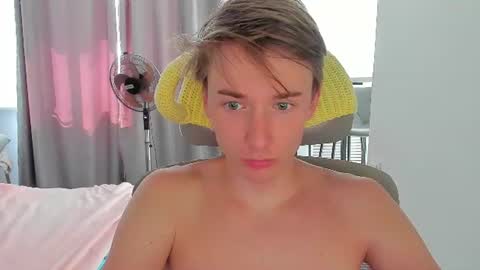 Snapshot of vibemygirl chatting on August 2026 08:05:02 AM vibemygirl online show from August 2026 08:05:02 AM