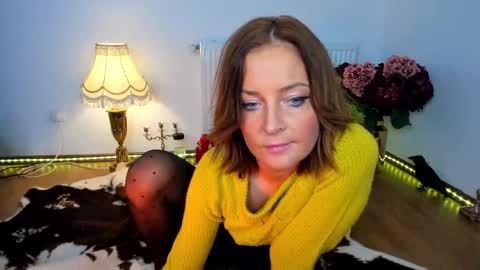Snapshot of viciousqueen chatting on January 2025 08:40:01 AM ViciousQueenu can call me Laura online show from January 2025 08:40:01 AM
