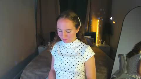 Snapshot of vicki_milles chatting on July 2026 08:40:02 AM vicki_milles online show from July 2026 08:40:02 AM