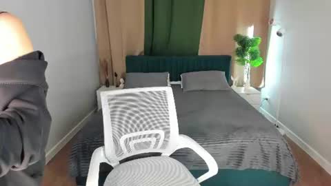 Snapshot of vicki_milles chatting on July 2026 03:21:02 PM vicki_milles online show from July 2026 03:21:02 PM