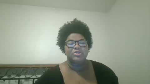 Snapshot of vickiryder56 chatting on May 2026 03:02:02 AM vickiryder56 online show from May 2026 03:02:02 AM
