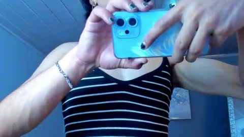 Snapshot of vicky_fant4sy chatting on May 2026 03:07:02 PM Vicky online show from May 2026 03:07:02 PM