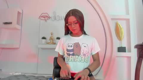 vicky_hottman online show from October 2025 05:06:01 AM