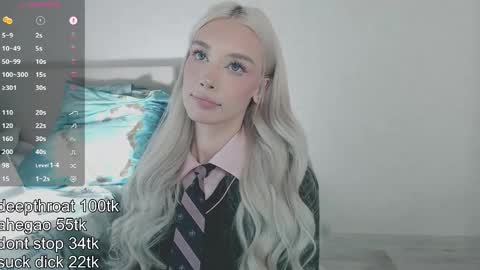 Snapshot of vickyfuckingdoll chatting on April 2026 02:00:02 AM vickyfuckingdoll online show from April 2026 02:00:02 AM