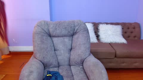 Vicky online show from January 2025 08:47:01 PM