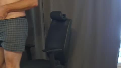 Vic online show from November 2025 01:37:01 PM