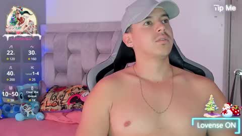 Snapshot of victor_vixen chatting on January 2025 01:58:01 PM victor online show from January 2025 01:58:01 PM