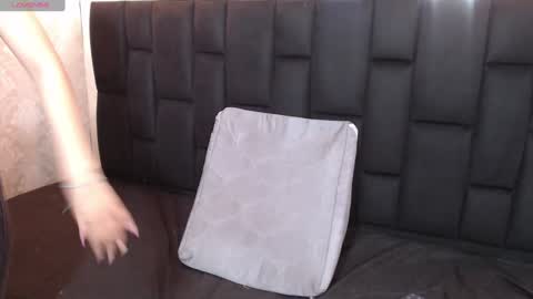 Victoria  online show from January 2025 03:54:01 AM