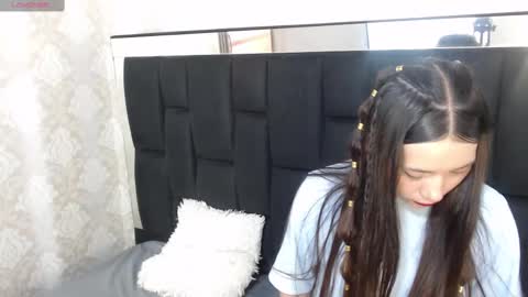 Victoria  online show from March 2025 05:49:02 AM