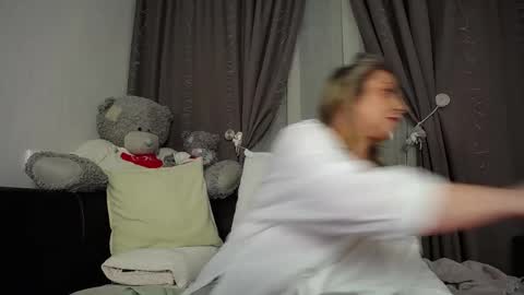 victoria50 online show from February 2025 07:09:01 PM