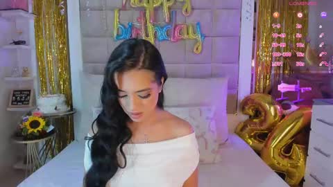 Victoria valentina  online show from March 2025 06:33:01 PM
