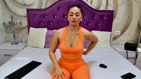 victoria_bonie online show from November 2025 05:40:01 AM