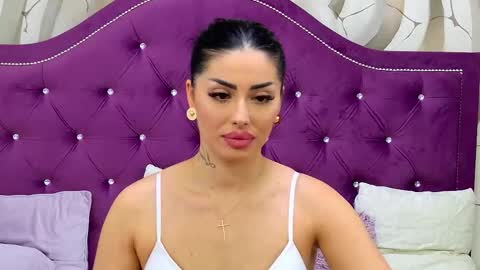 Snapshot of victoria_bonie chatting on December 2025 05:23:01 AM victoria_bonie online show from December 2025 05:23:01 AM