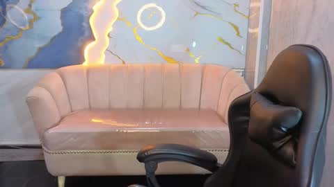 victoria_castillo_b online show from March 2026 07:36:02 PM