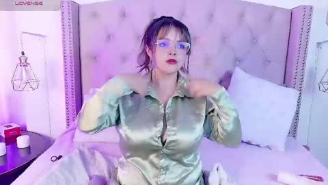 Snapshot of victoria_cherry_ chatting on April 2026 11:35:01 AM victoria_cherry_ online show from April 2026 11:35:01 AM
