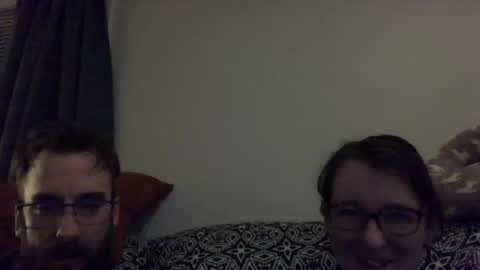 Victoria and Erian online show from January 2025 02:25:01 AM