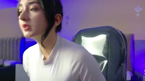 Snapshot of victoria_fairies chatting on May 2026 12:13:02 PM Victoria online show from May 2026 12:13:02 PM