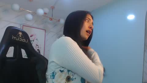 Victoria online show from April 2026 01:28:01 PM