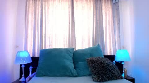 Snapshot of victoria_kim_lee chatting on June 2026 01:48:02 PM Victoria online show from June 2026 01:48:02 PM