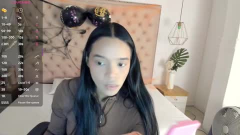 victoria_kitt online show from October 2025 02:50:01 PM