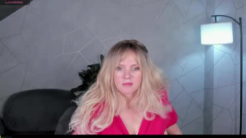 Victoria My schedule for the week 2 GMT 3am-9am TuWeThFrSa online show from April 2026 01:03:01 AM