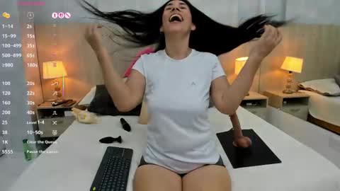 victoria_pachon online show from March 2026 07:17:02 PM