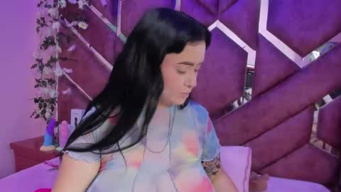 Victoria online show from February 2026 10:57:01 PM