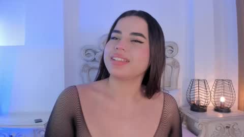 victoria  online show from December 2024 02:39:02 PM