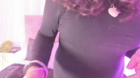 Snapshot of victoriaa_anderson_ chatting on April 2026 02:18:01 PM victoriaa_anderson_ online show from April 2026 02:18:01 PM