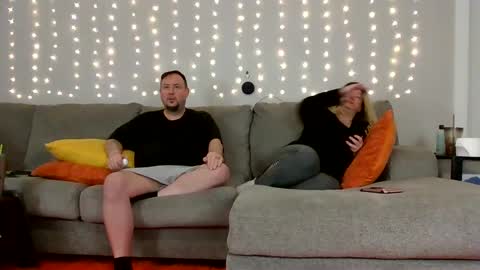 Snapshot of victoriaandjesse chatting on December 2024 10:33:02 AM Victoria and Jesse online show from December 2024 10:33:02 AM