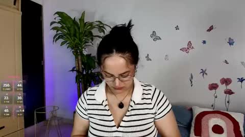Snapshot of victoriablack_ chatting on May 2026 09:58:02 AM Victoria online show from May 2026 09:58:02 AM