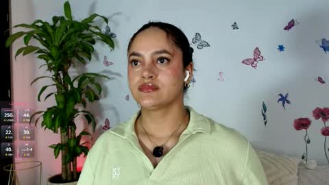 Snapshot of victoriablack_ chatting on June 2026 10:07:01 AM Victoria online show from June 2026 10:07:01 AM
