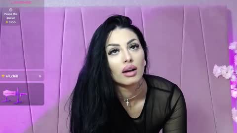 Victoria Bonie online show from October 2025 06:30:02 PM
