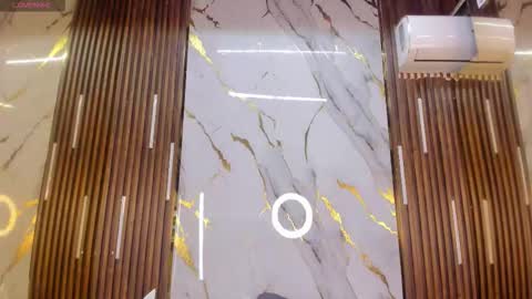 Victoria  online show from March 2026 08:00:01 PM