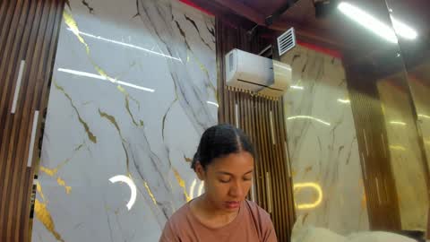 Victoria  online show from April 2026 08:46:01 PM