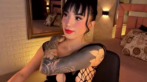 Snapshot of victoriagolden chatting on January 2025 07:56:01 PM VICTORIA online show from January 2025 07:56:01 PM