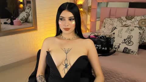 Snapshot of victoriagolden chatting on January 2025 07:39:01 PM VICTORIA online show from January 2025 07:39:01 PM