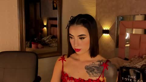 Snapshot of victoriagolden chatting on February 2025 10:53:02 PM VICTORIA online show from February 2025 10:53:02 PM