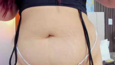 Snapshot of victoriaguzman_ chatting on May 2026 07:20:02 PM Victoria online show from May 2026 07:20:02 PM