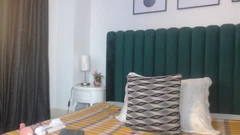 Snapshot of victoriaqueen_fg_ chatting on October 2025 12:47:01 PM victoriaqueen_fg_ online show from October 2025 12:47:01 PM