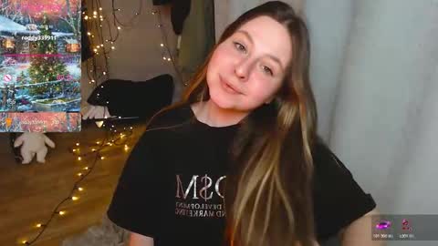 Snapshot of victoriassecrets_ chatting on January 2026 05:15:02 PM victoriassecrets_ online show from January 2026 05:15:02 PM