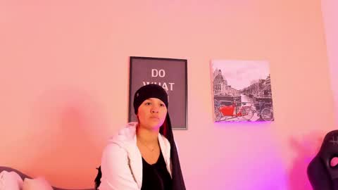 Victoriazans online show from April 2026 10:22:02 AM